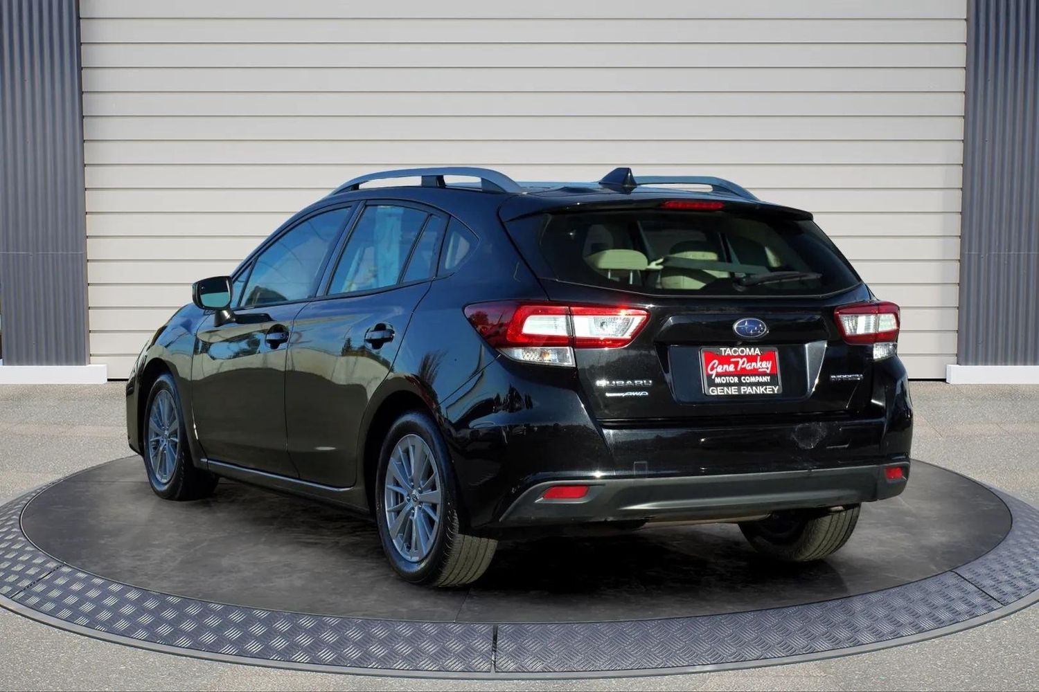 2018 Subaru Impreza 2.0i Premium photo 4