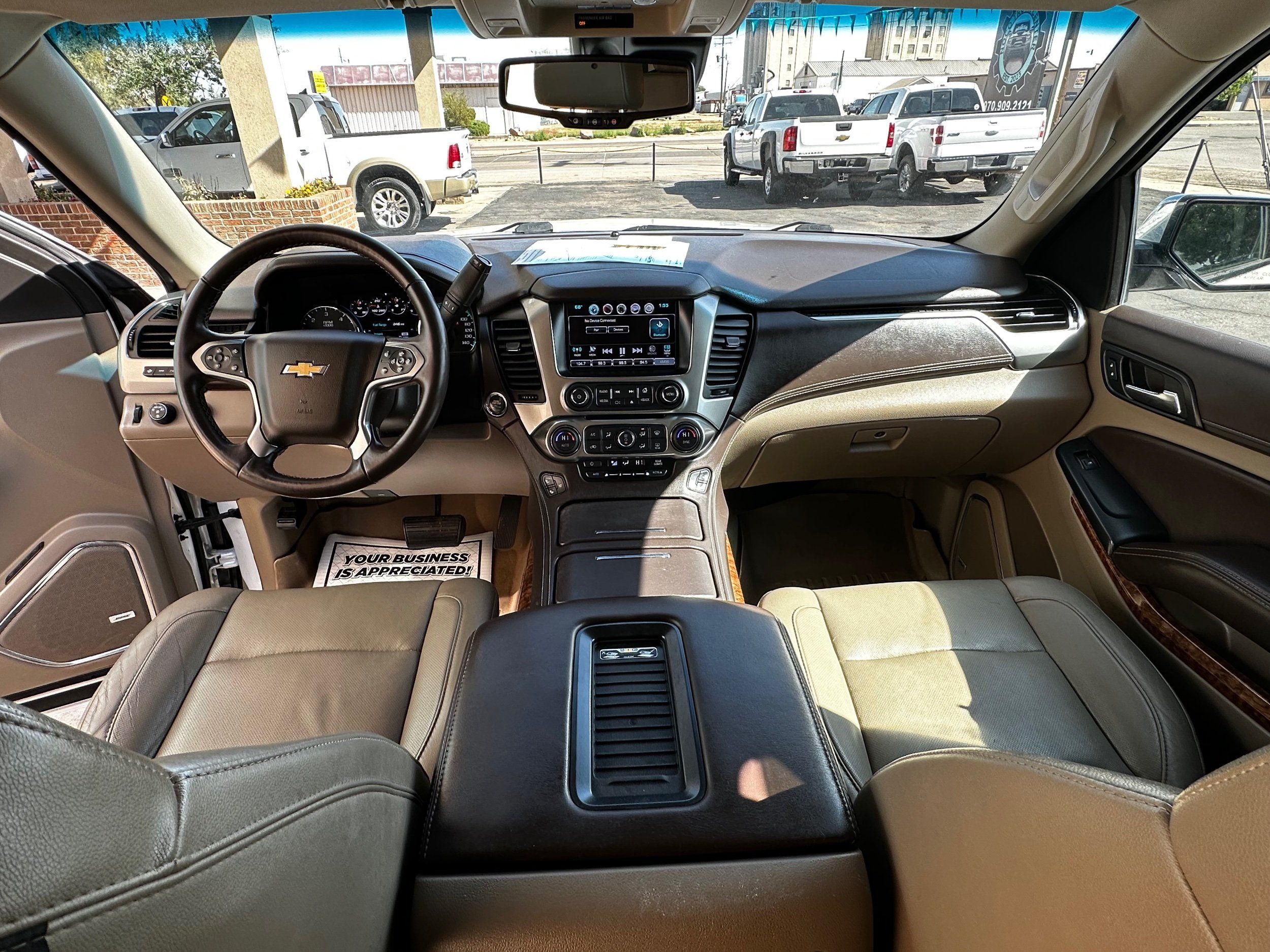 2016 Chevrolet Suburban LTZ photo 19