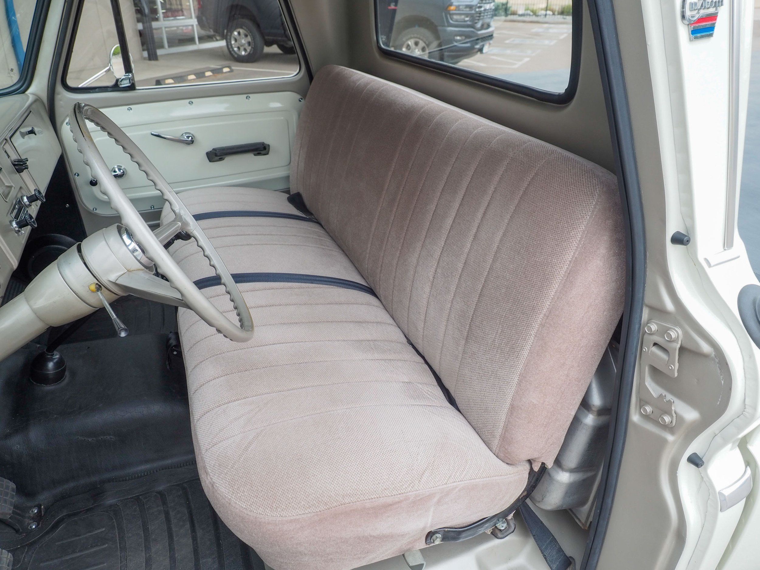 1966 GMC Pickup White RWD