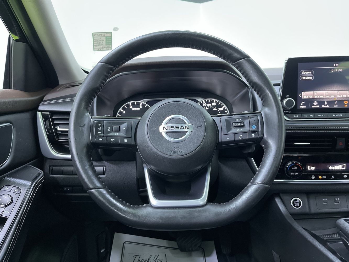 2021 Nissan Rogue SV photo 18