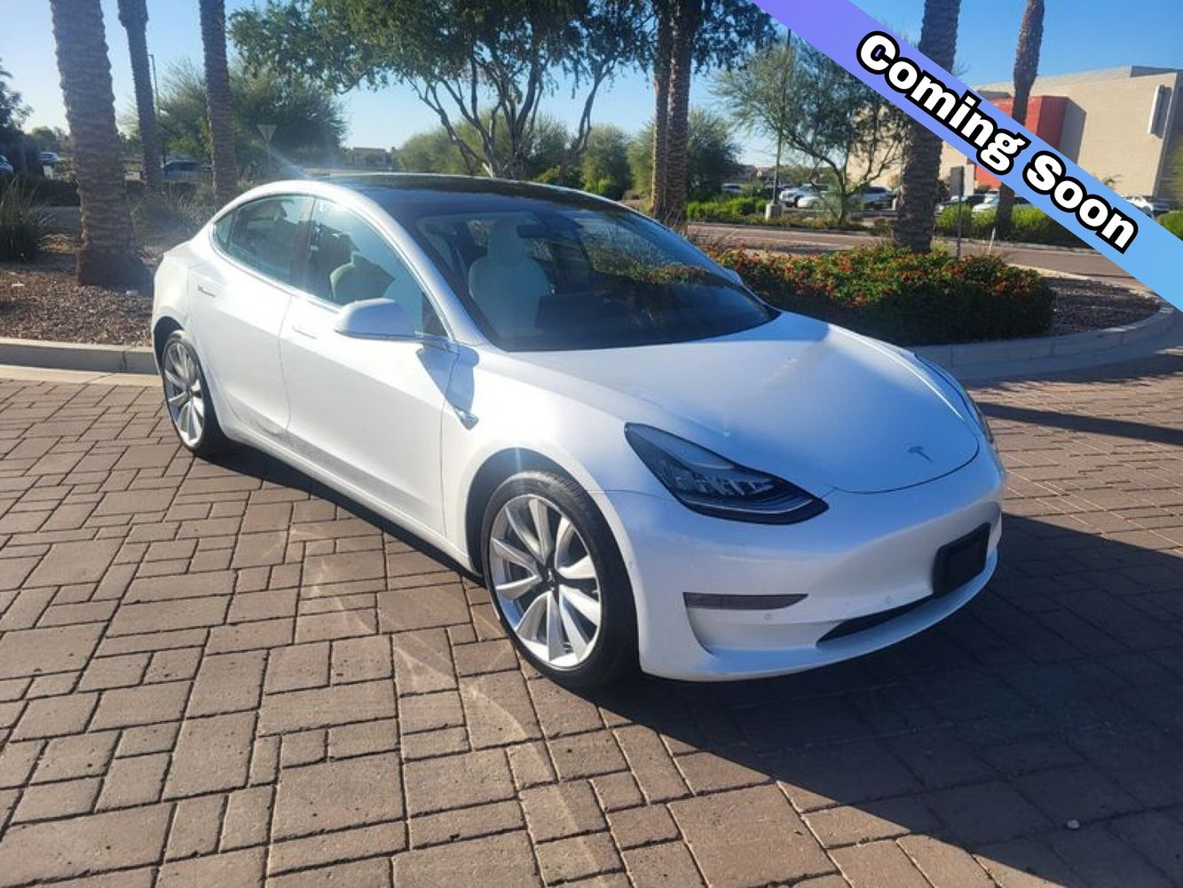 2019 Tesla Model 3 Mid Range's photo
