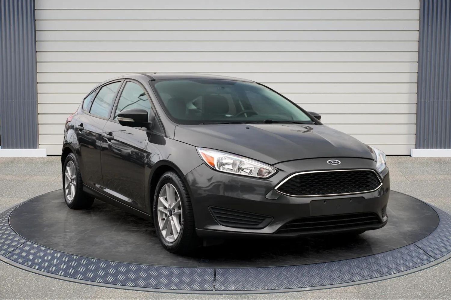 2018 Ford Focus Hatch SE's photo