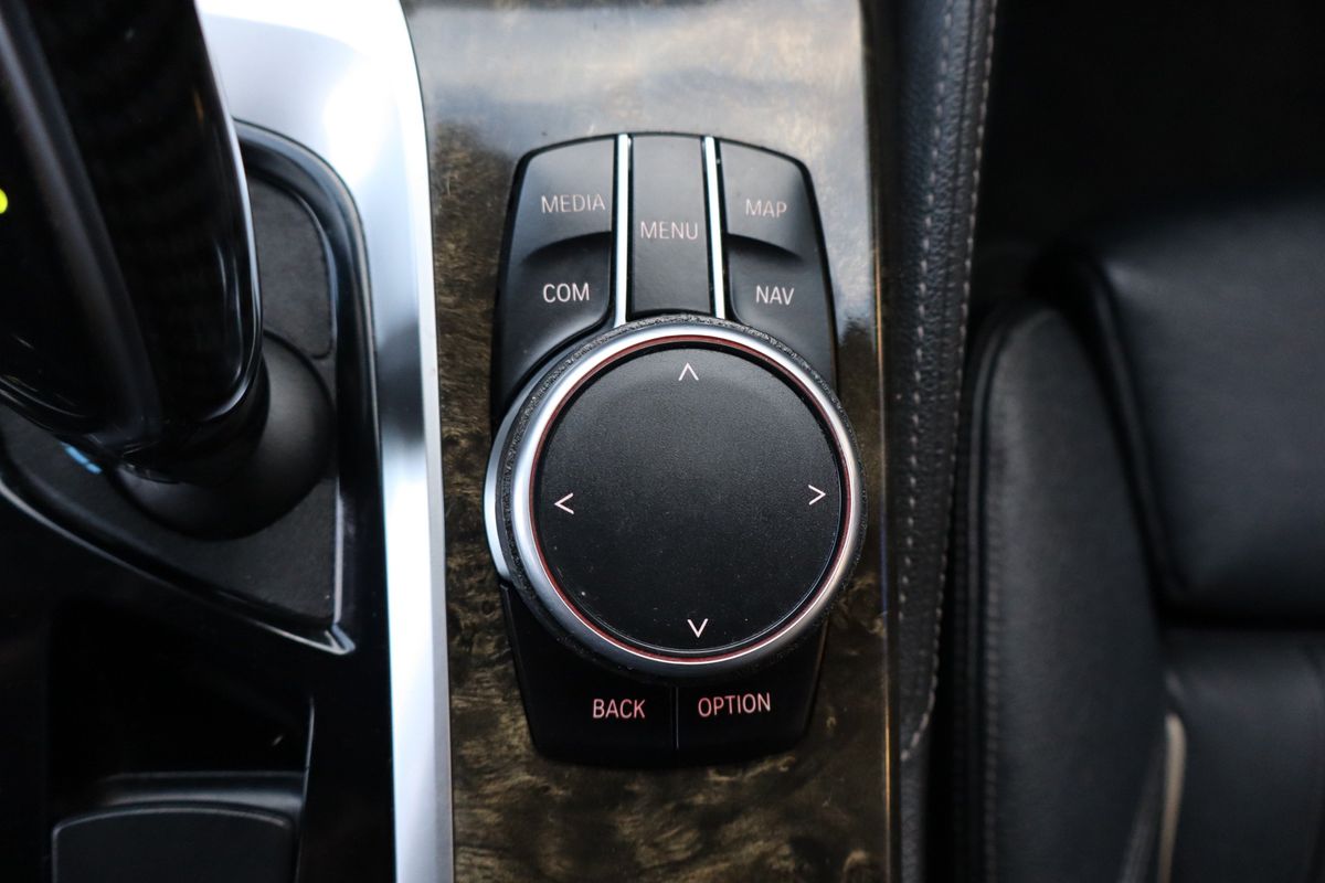 2017 BMW 5 Series 530i xDrive