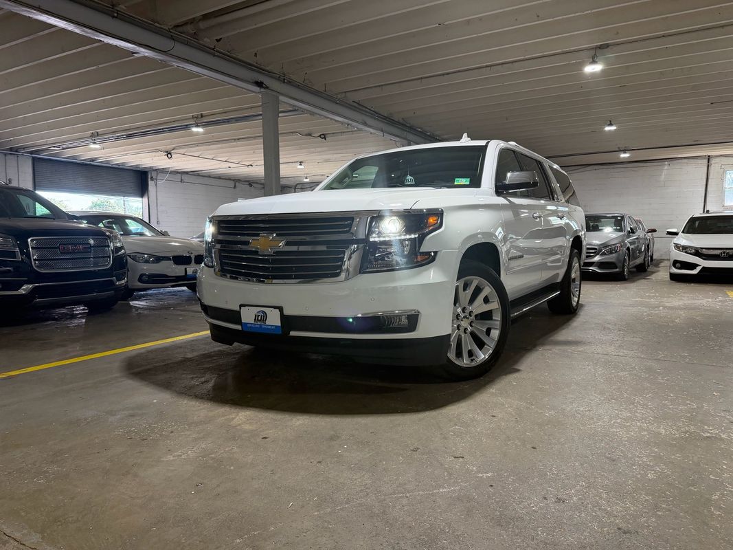White 2016 Chevrolet Suburban 1500 LTZ 4WD SUV / Crossover Four-Wheel Drive 6-Speed Automatic