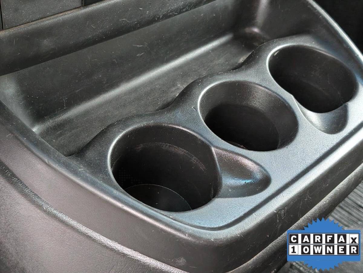 2018 Chevrolet Express 64