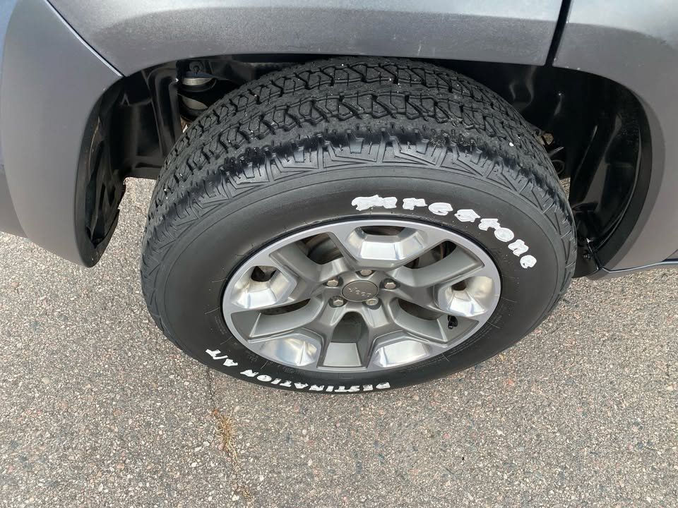2019 Jeep Cherokee Trailhawk - Photo 17
