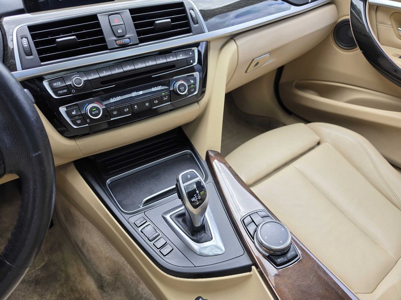 2016 BMW 3 Series 328i - Photo 16