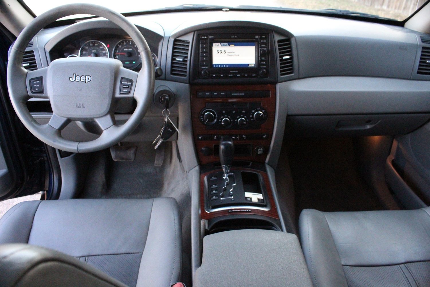 2006 Jeep Grand Cherokee Limited | Victory Motors of Colorado