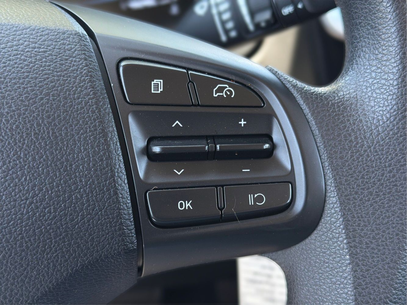 2024 Hyundai Venue SE - Photo 35