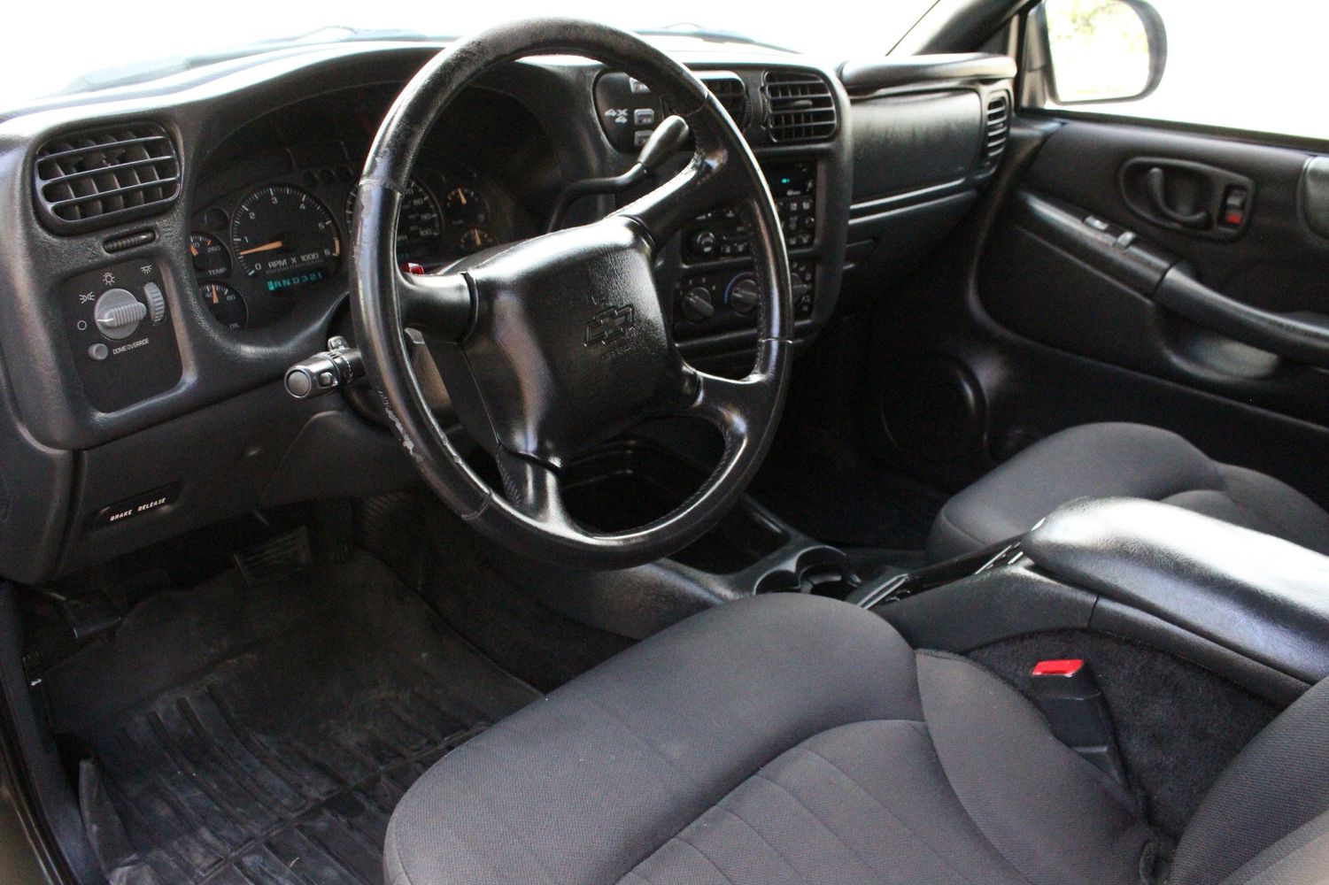 2003 Chevrolet S-10 LS ZR2 | Victory Motors of Colorado