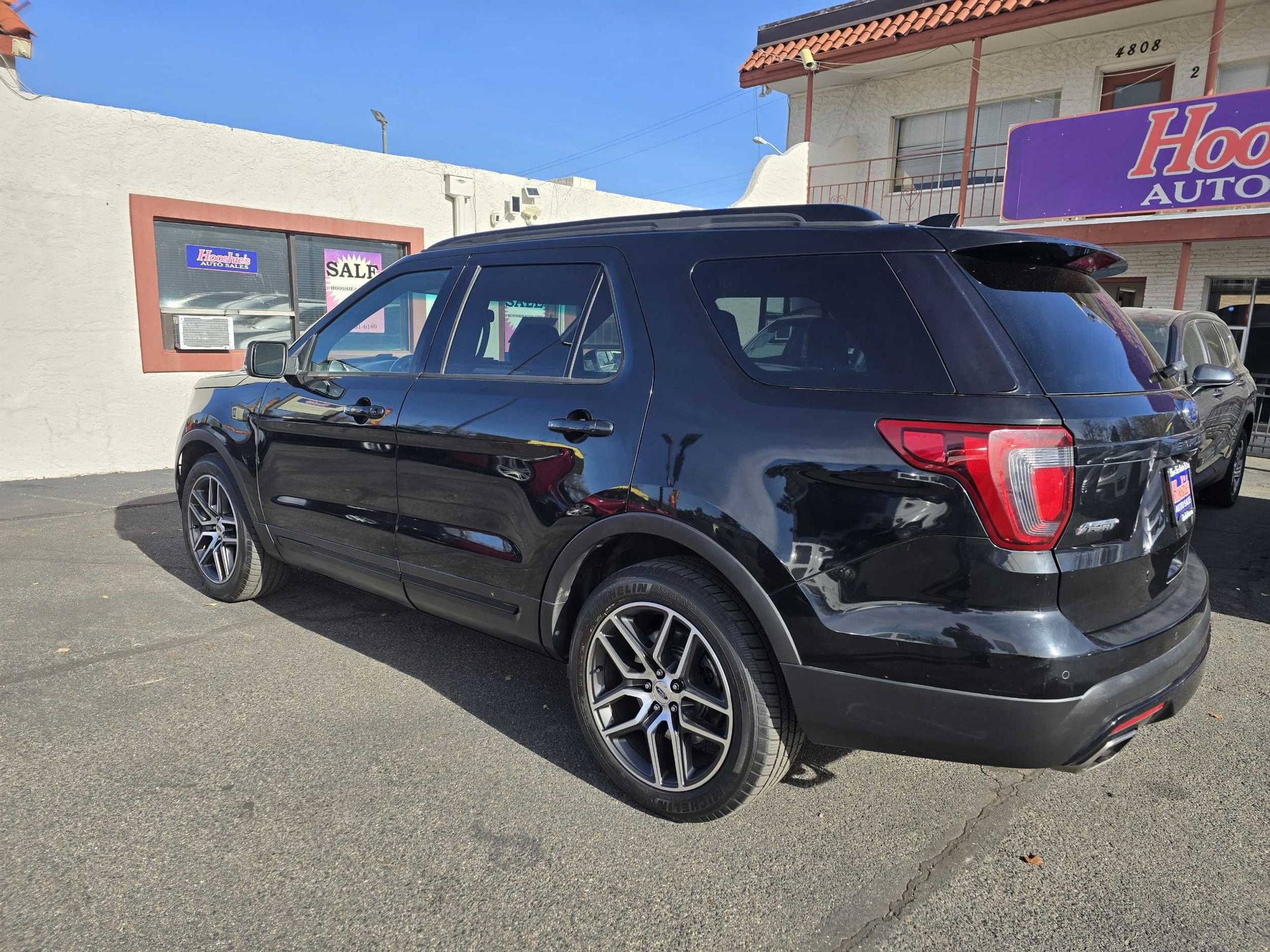 2016 Ford Explorer Sport photo 12