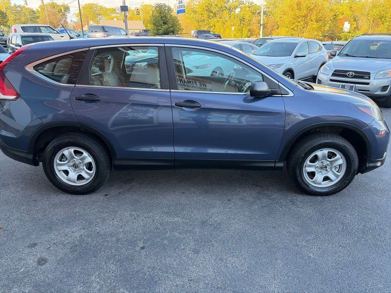 2013 Honda CR-V LX photo 2