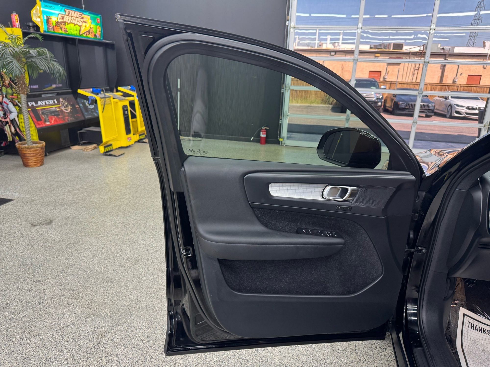 2019 Volvo XC40 T5 Momentum photo 9