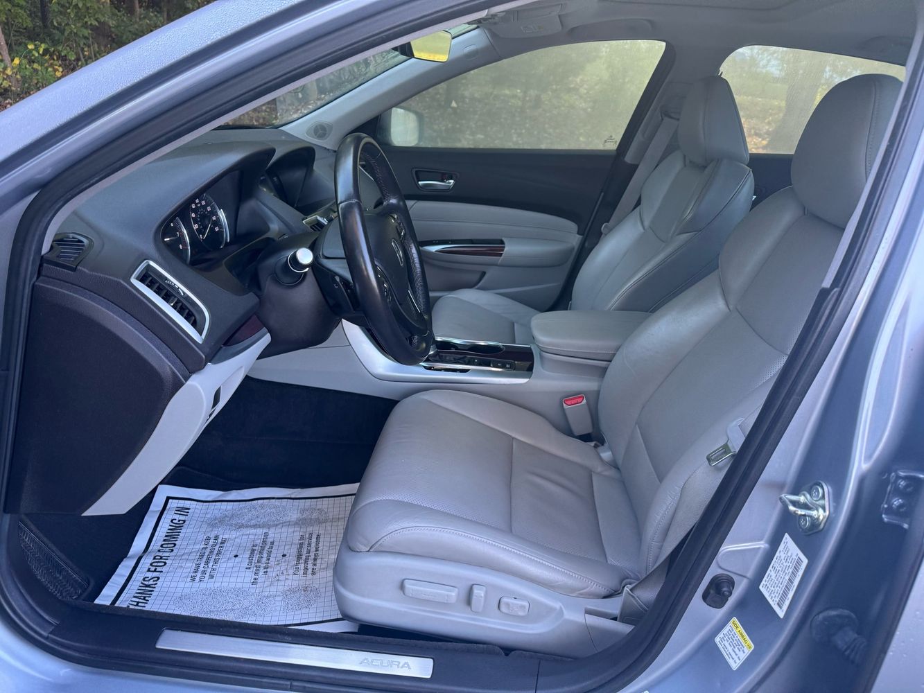 2015 Acura TLX Technology photo 22
