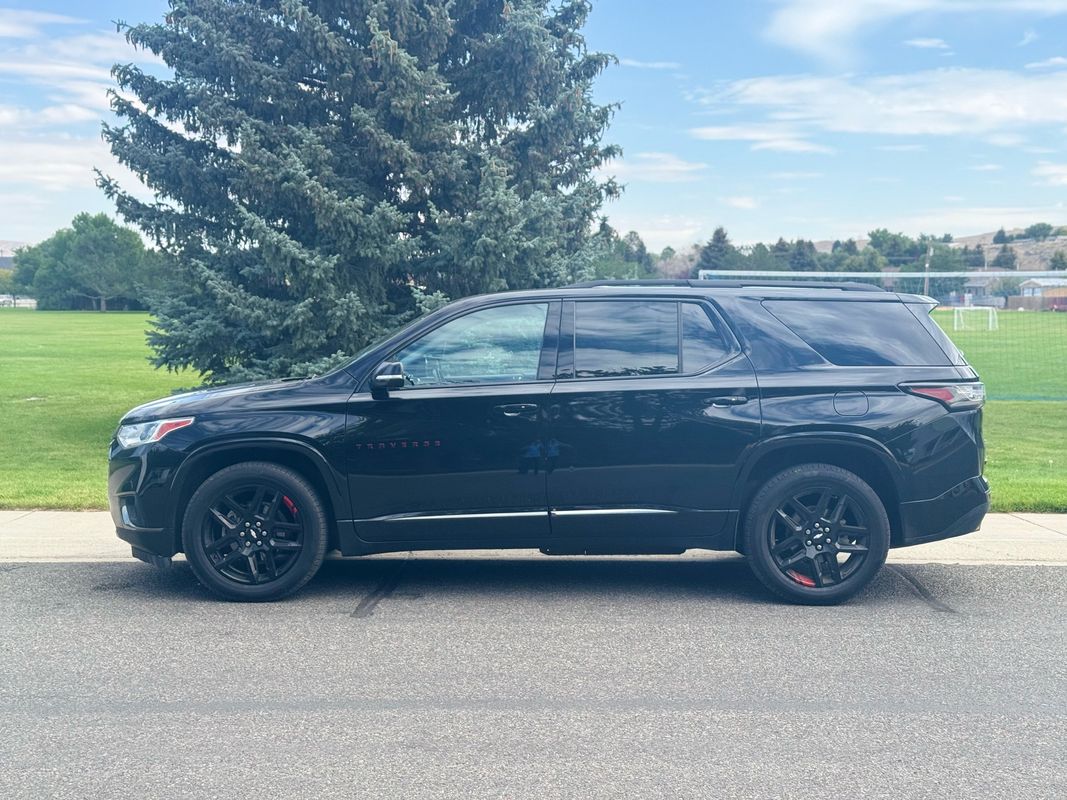 2020 Chevrolet Traverse Premier's photo