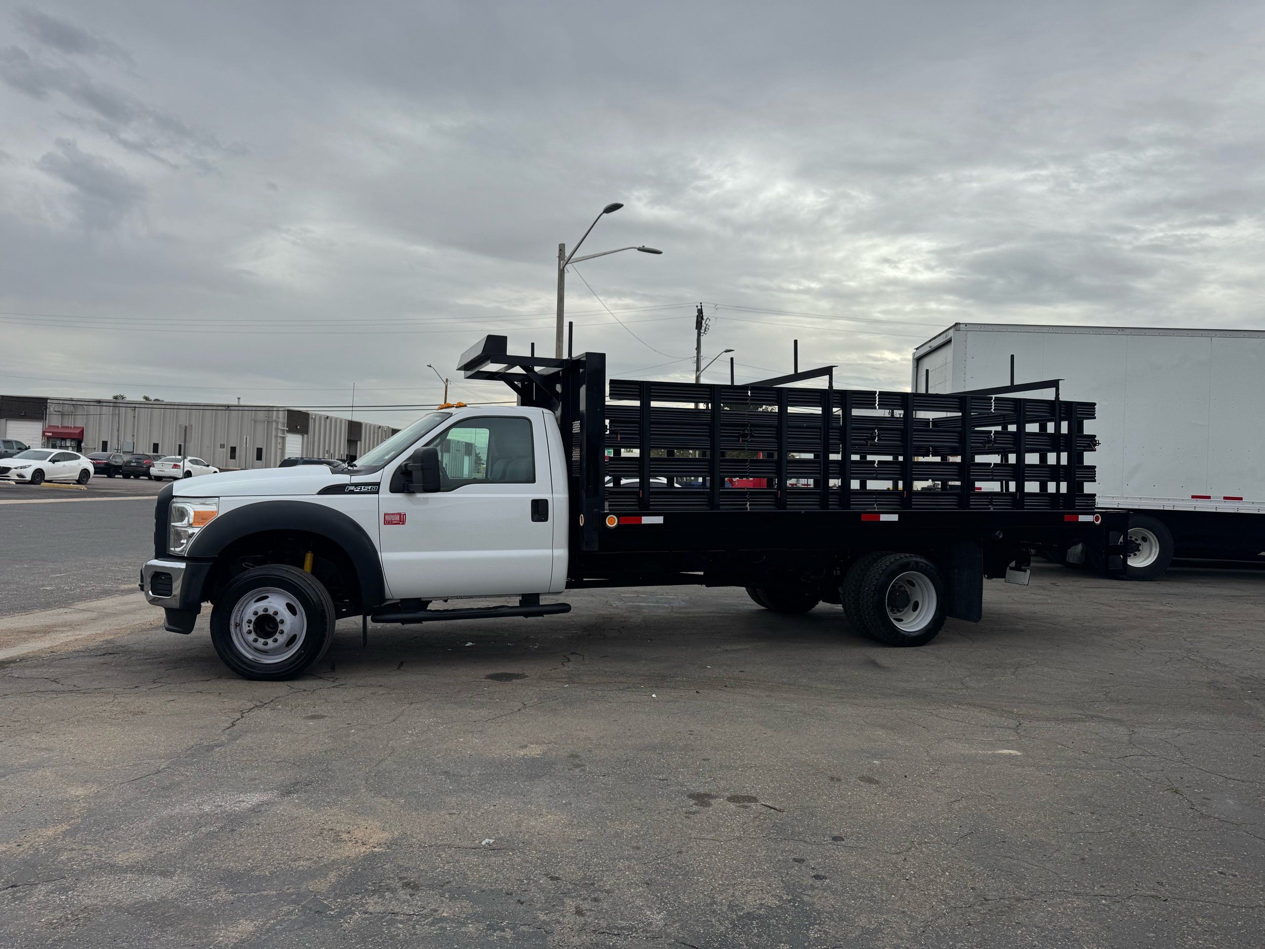 2014 Ford F-450 XL photo 2