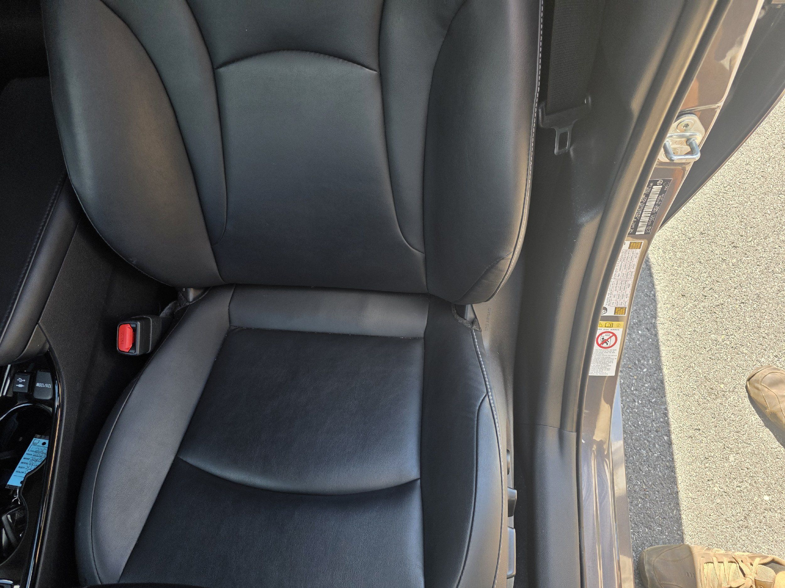 2022 Toyota Prius Prime XLE photo 10