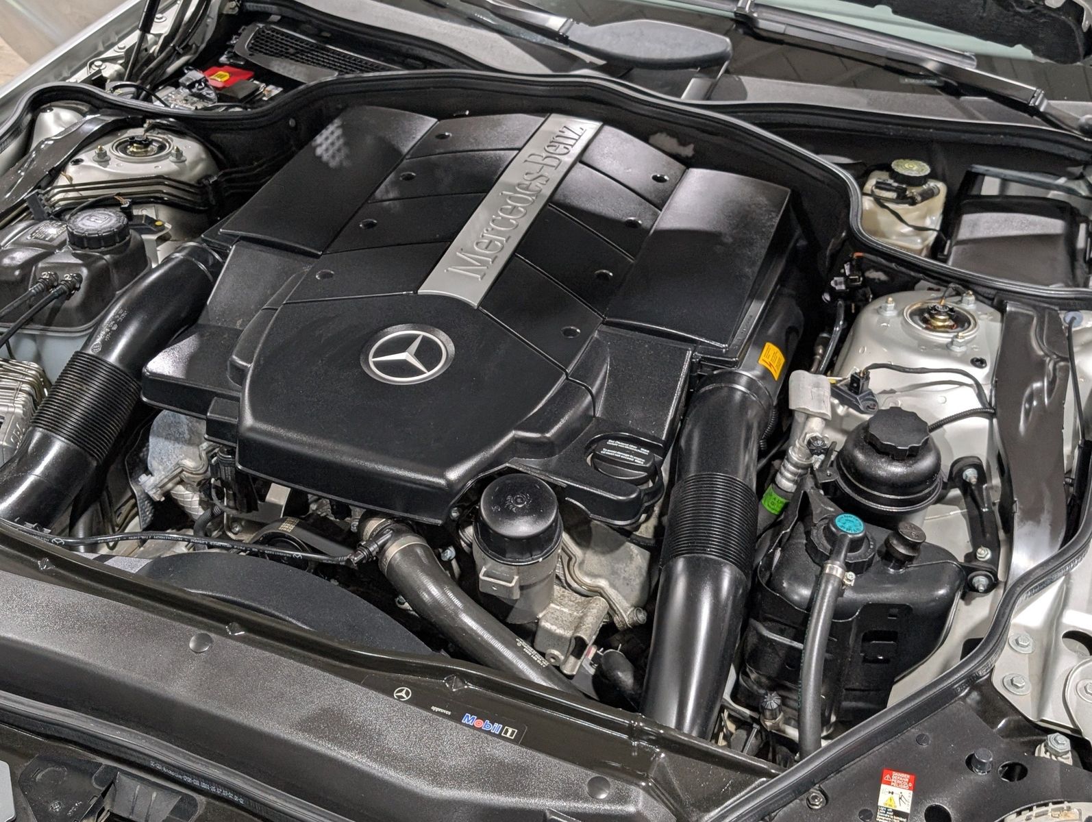 2004 Mercedes-Benz SL 500 58