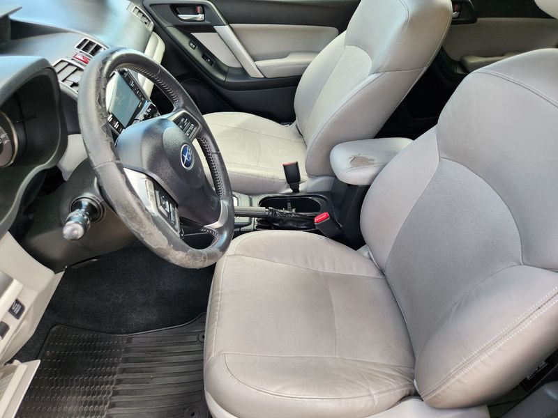 2016 Subaru Forester 2.5i Limited photo 14