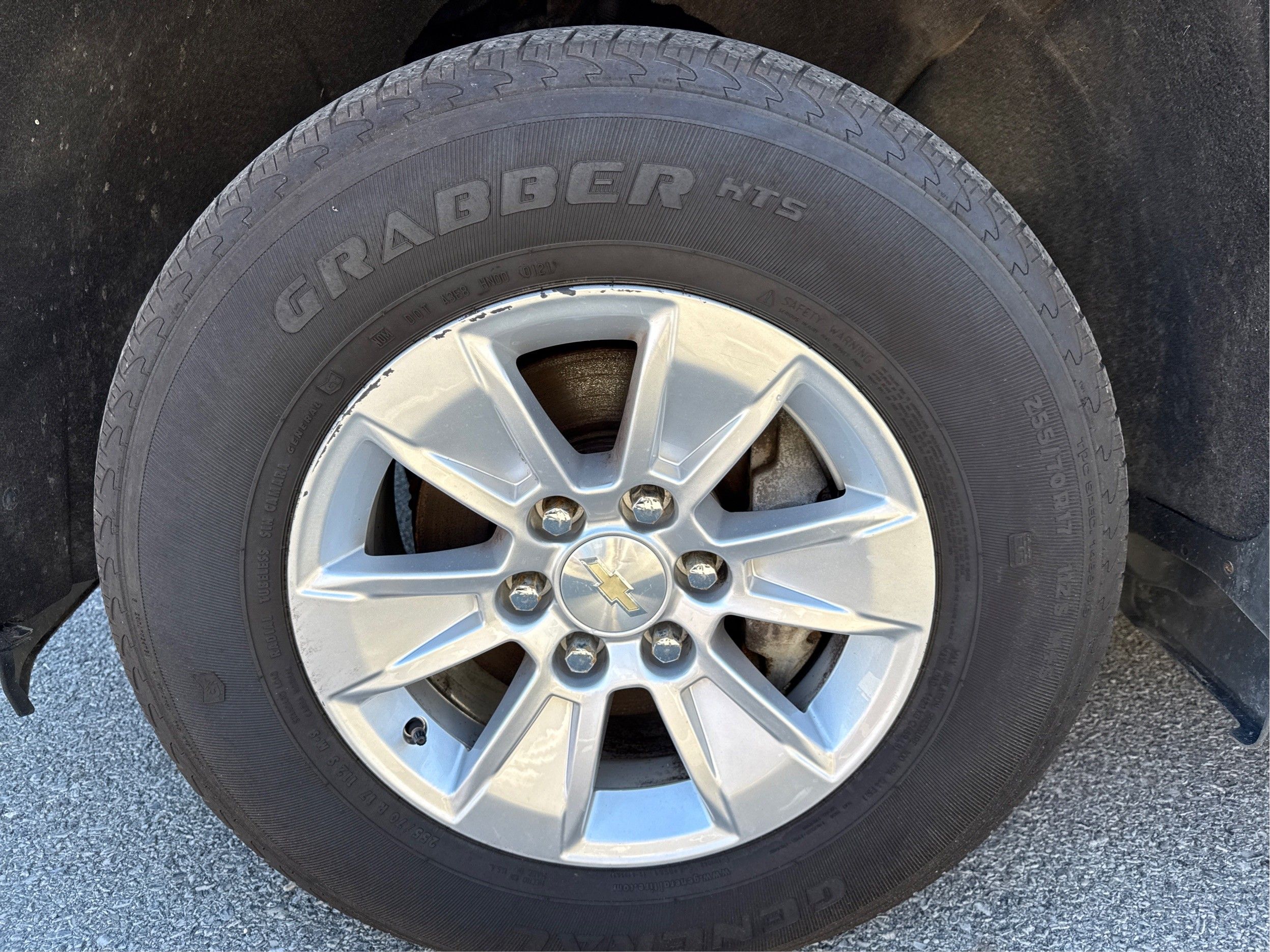 2019 Chevrolet Silverado 1500 LT - Photo 23