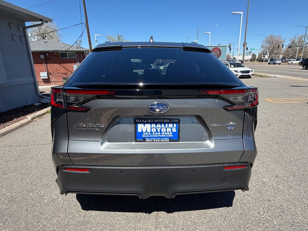 View vehicle photo 6