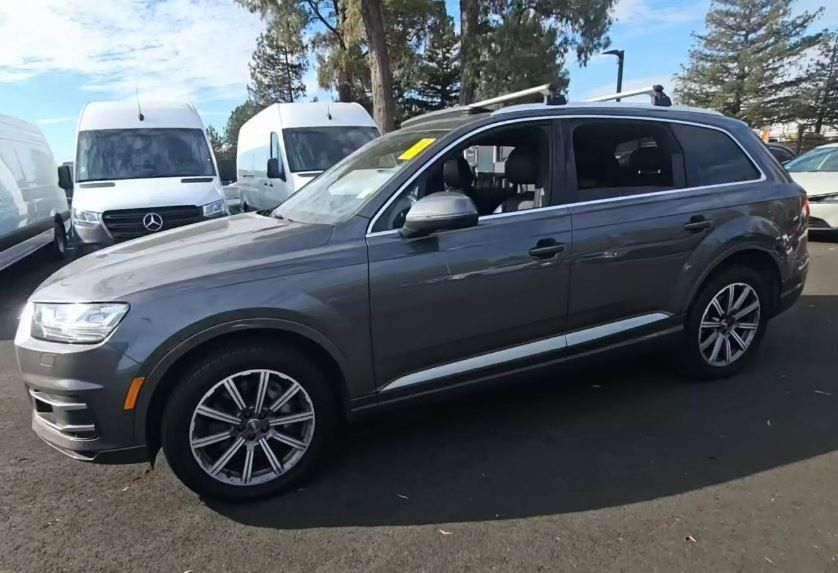 2019 Audi Q7 55 Premium Plus photo 3