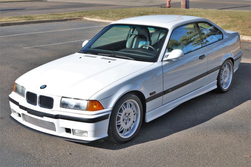 1995 BMW M3 Photos