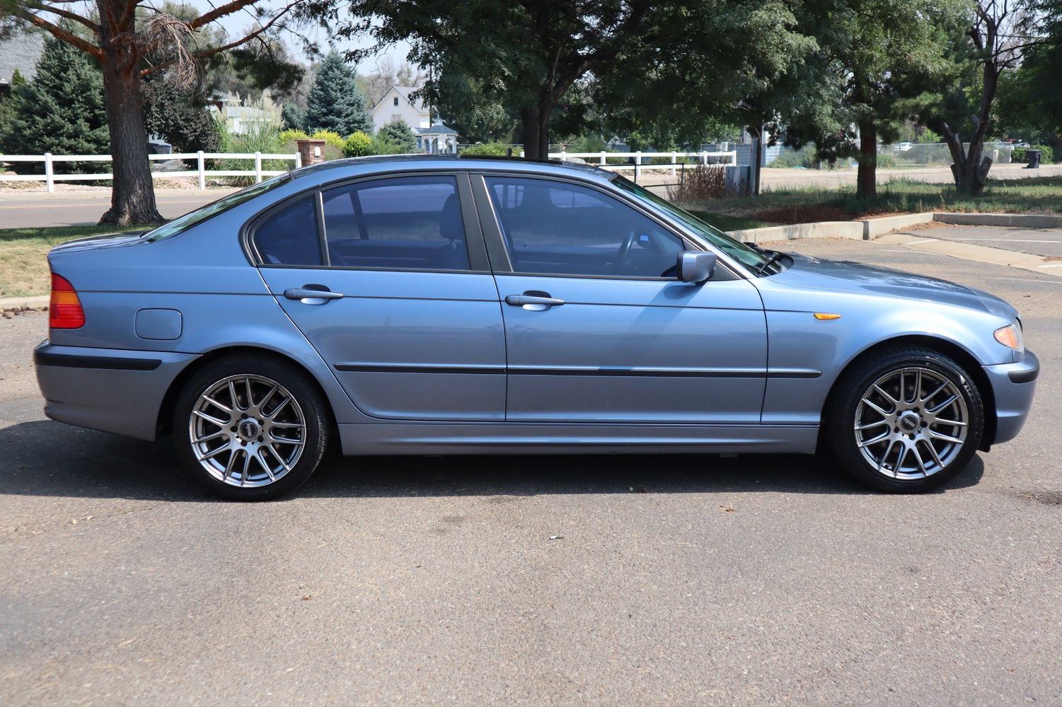 2002 BMW 3 Series 325i | Victory Motors of Colorado