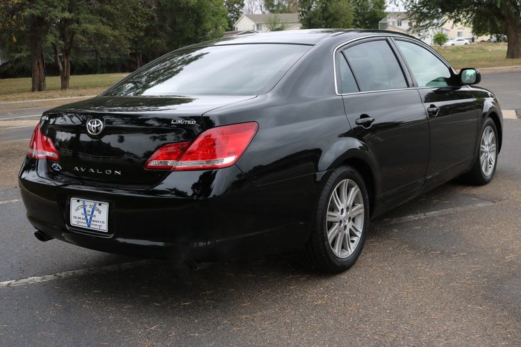 2005 Toyota Avalon Limited | Victory Motors of Colorado