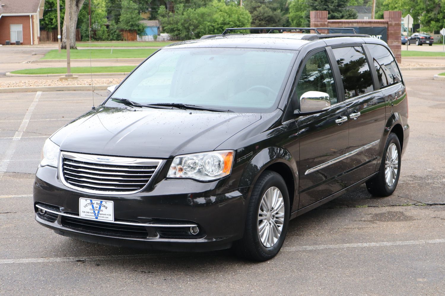 2015 Chrysler Town And Country Configurations