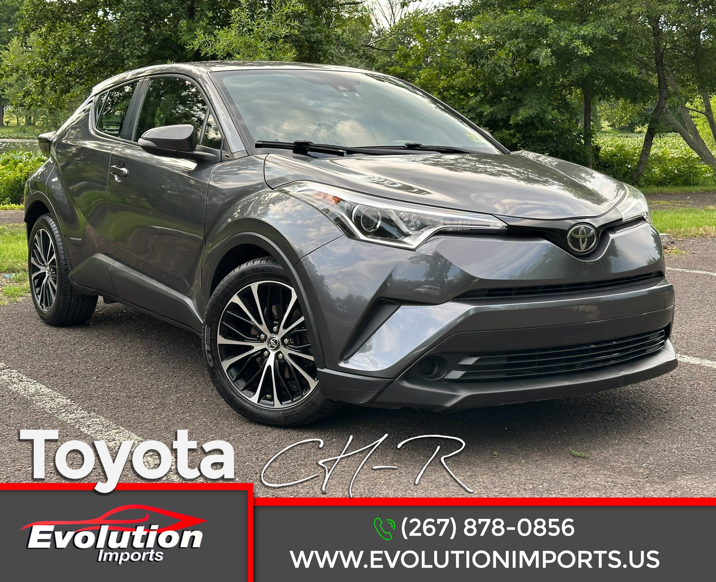 2019 Toyota C-HR LE's photo