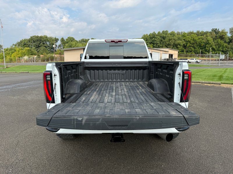 2024 GMC Sierra 2500HD AT4 - Photo 13
