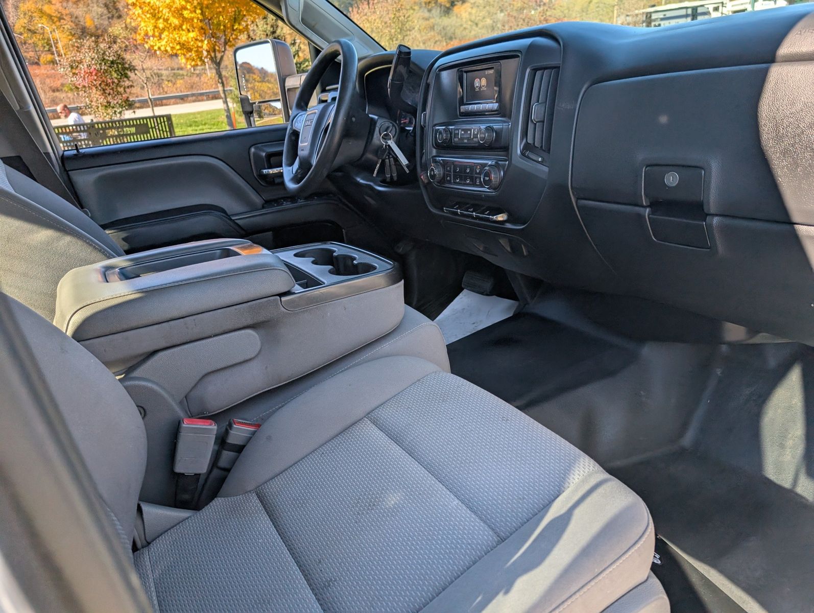 2015 GMC Sierra 2500HD 18