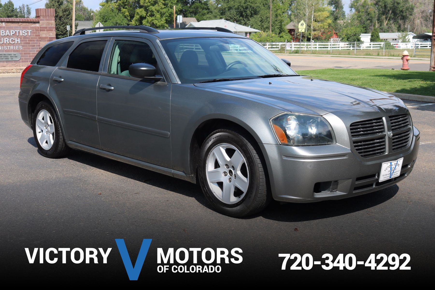 2005 Dodge Magnum SXT | Victory Motors of Colorado