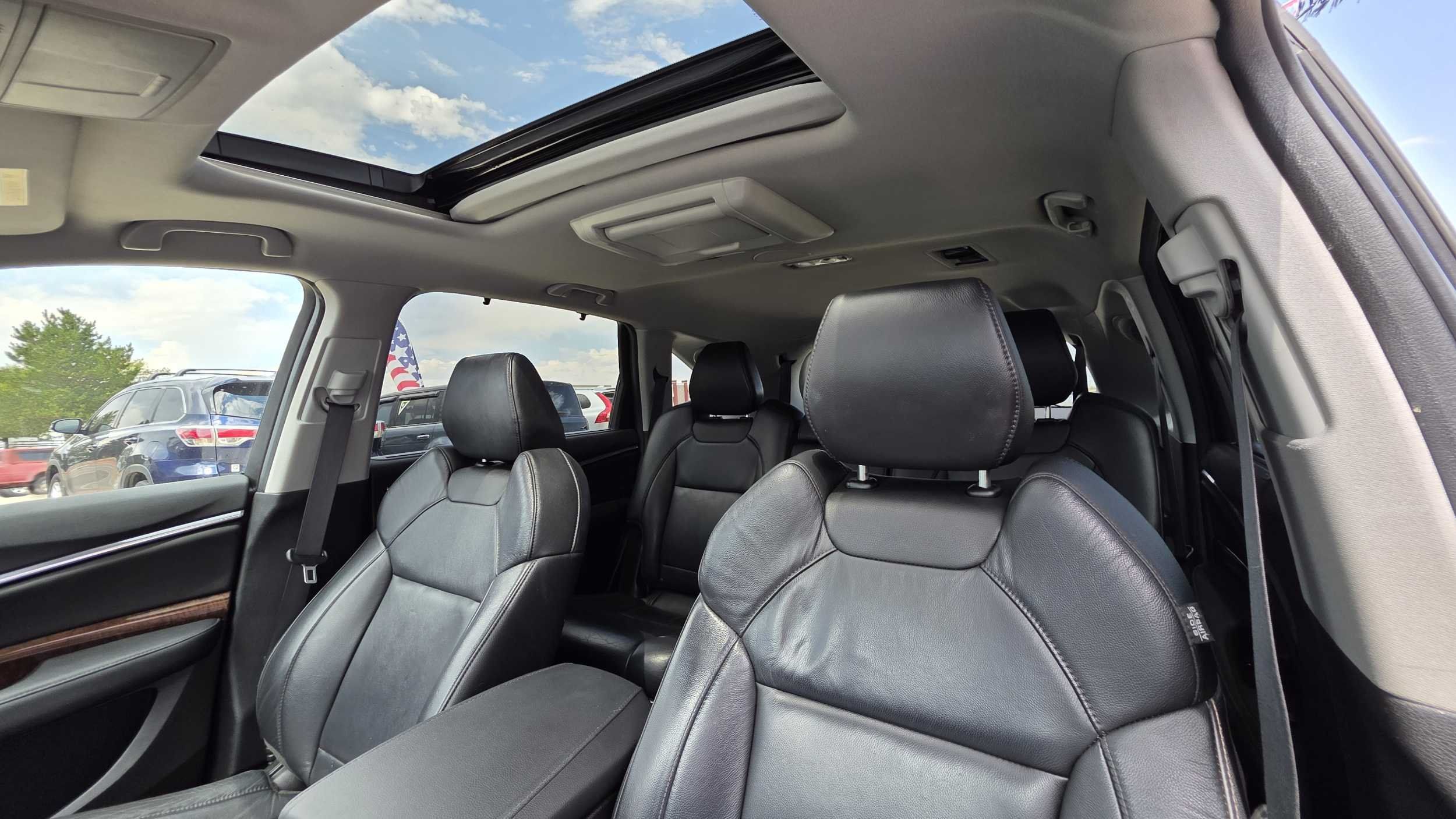 2017 Acura MDX SH-AWD Technology Entertainment photo 28