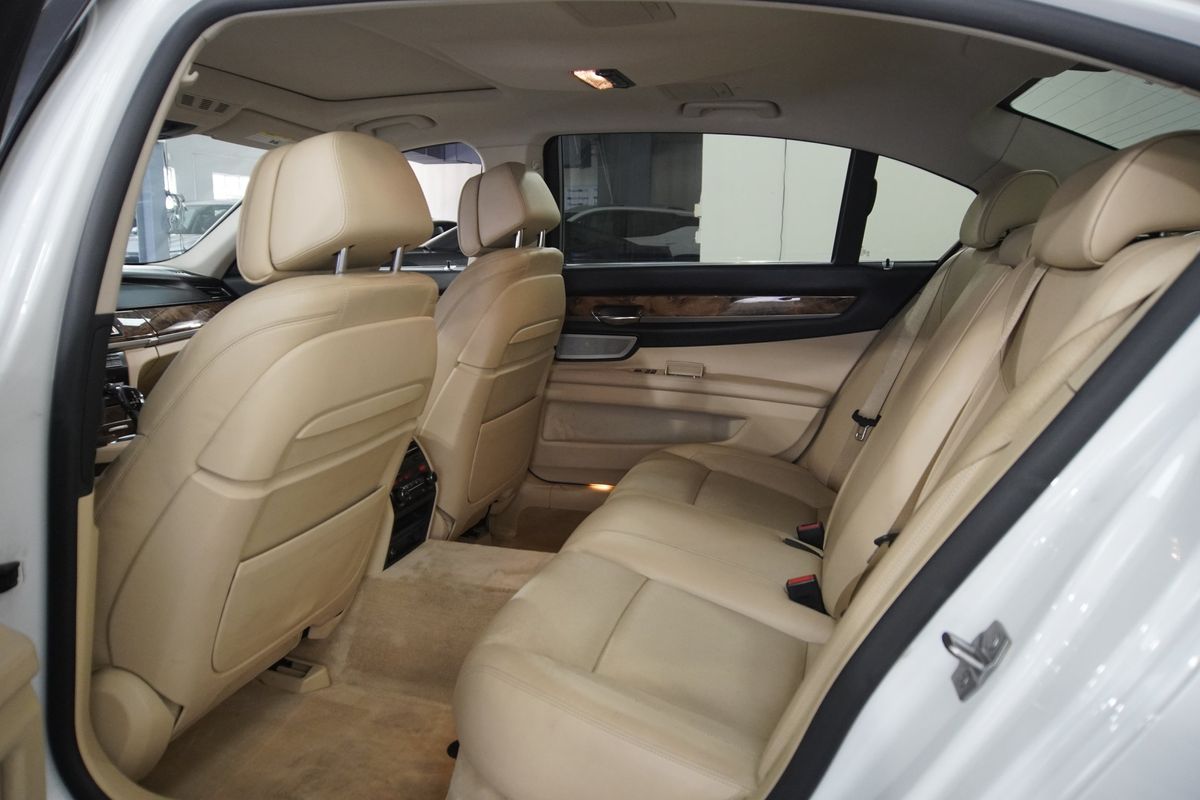 2013 BMW 7 Series 740Li xDrive