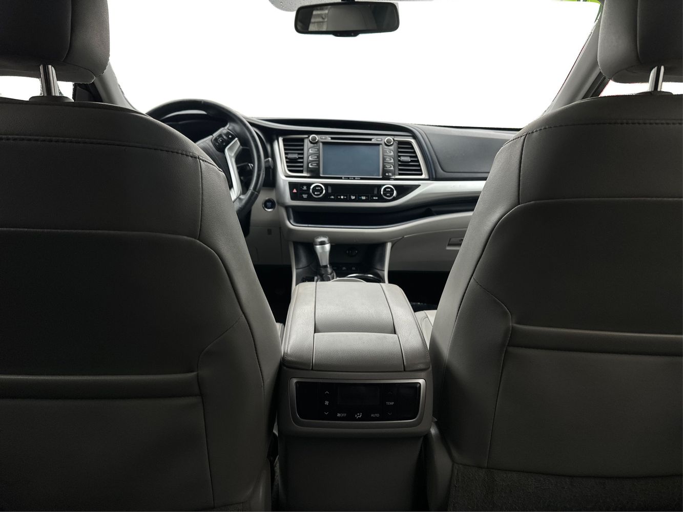 2016 Toyota Highlander XLE photo 17