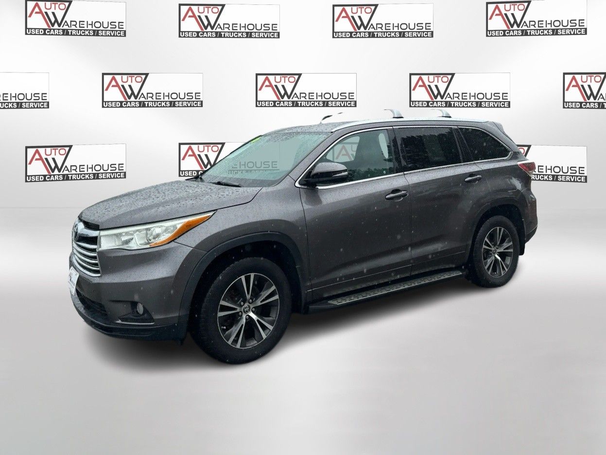 2016 Toyota Highlander XLE photo 7