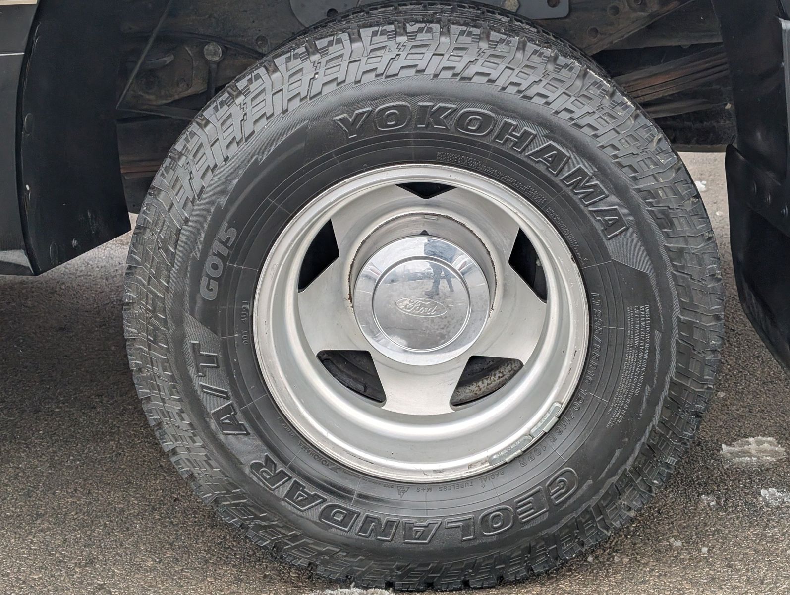 2004 Ford F-350 Super Duty 74