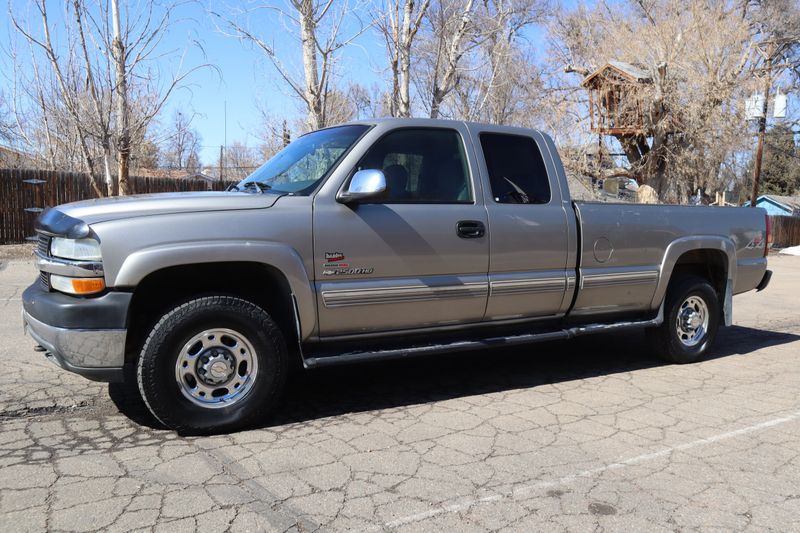 2002 Chevrolet Silverado 2500HD Photos