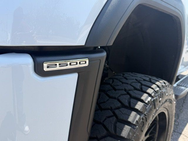 2026 GMC Sierra 2500HD Denali - Photo 39