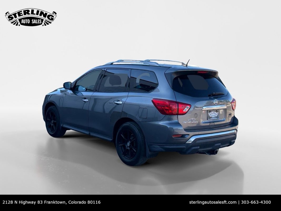 View vehicle photo 3