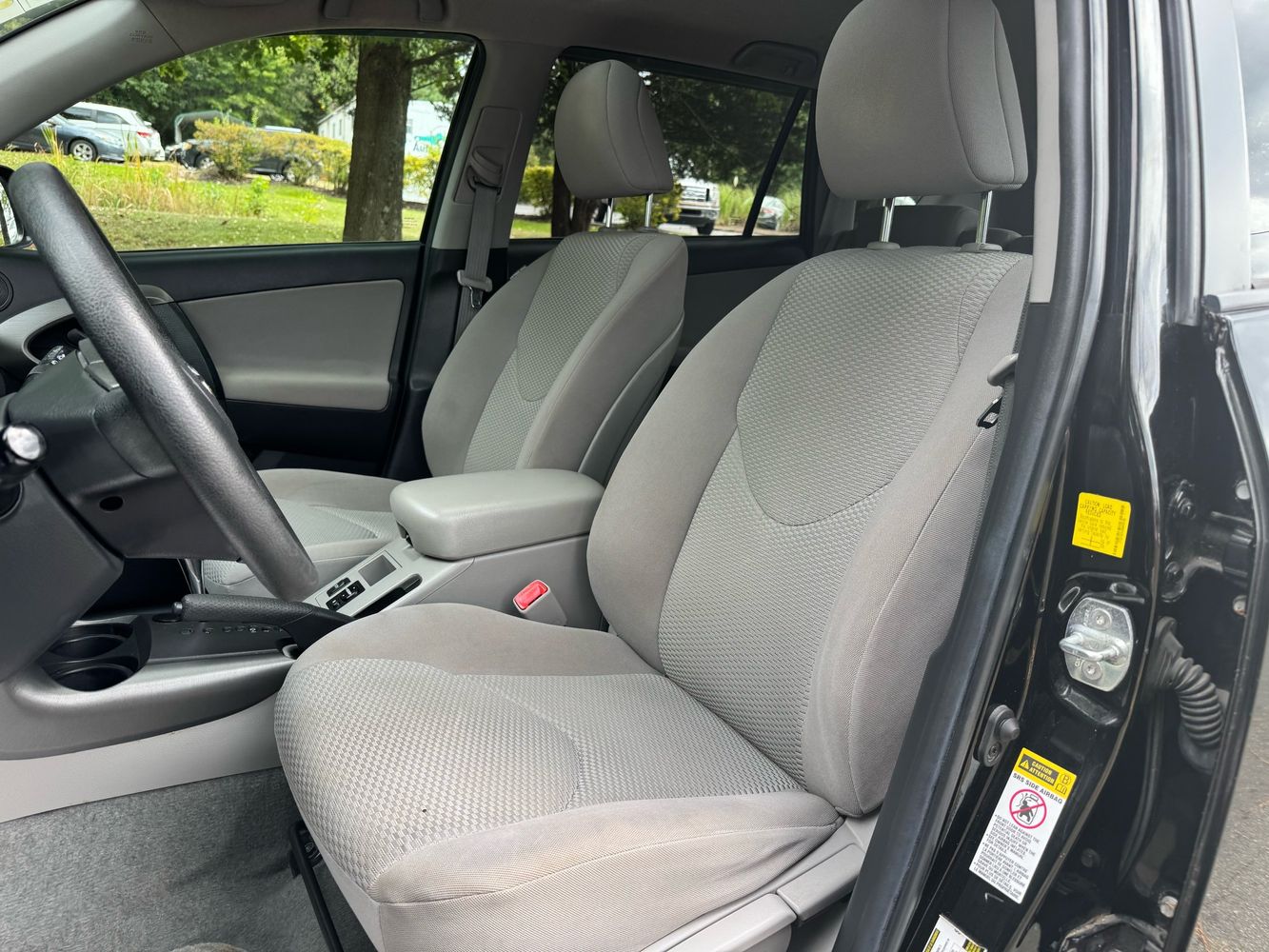 2011 Toyota RAV4 Base photo 13