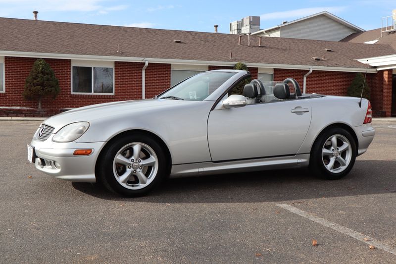 2001 Mercedes-Benz SLK Photos