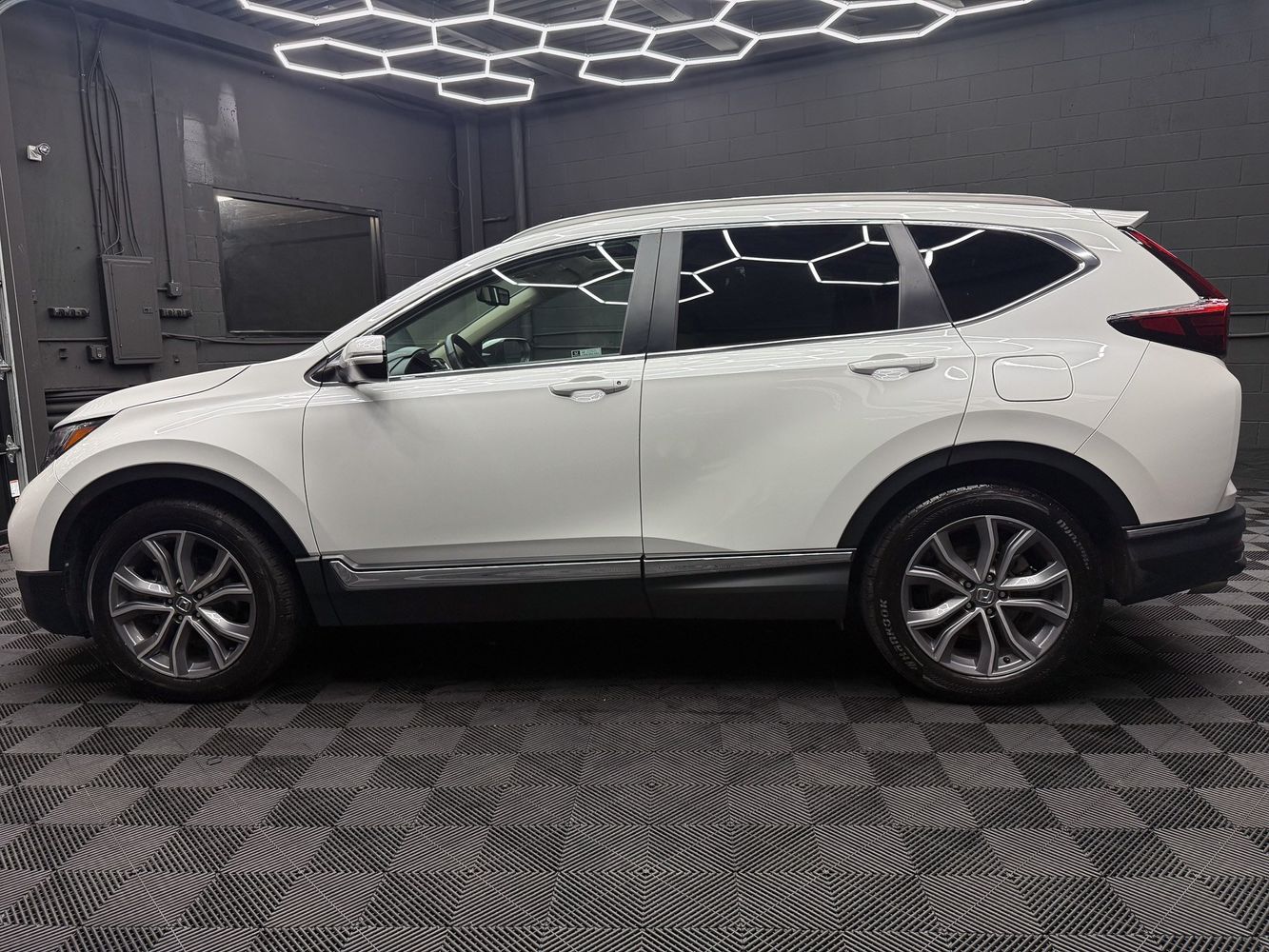 2020 Honda CR-V Touring photo 42