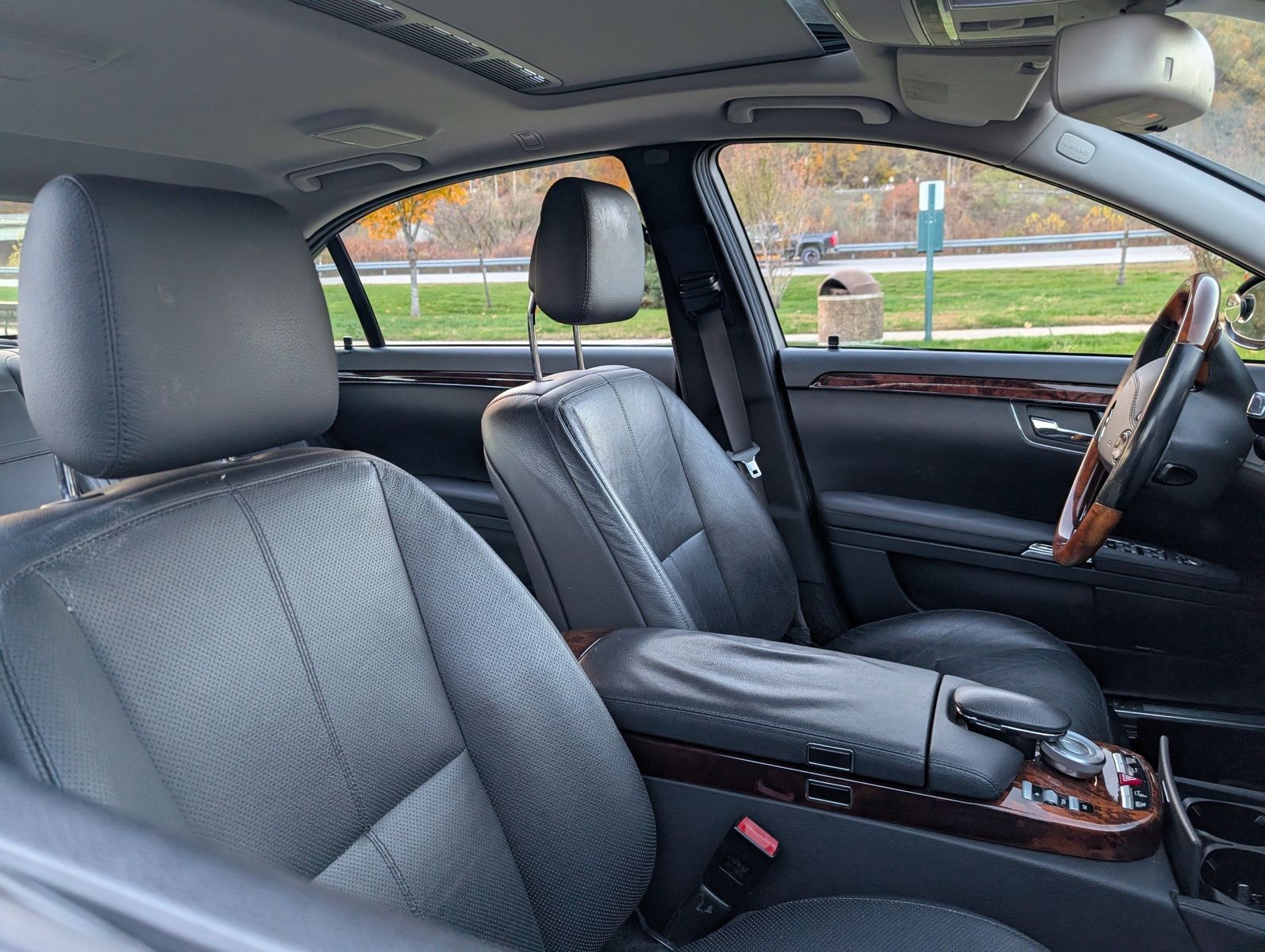 2008 Mercedes-Benz S 550 31