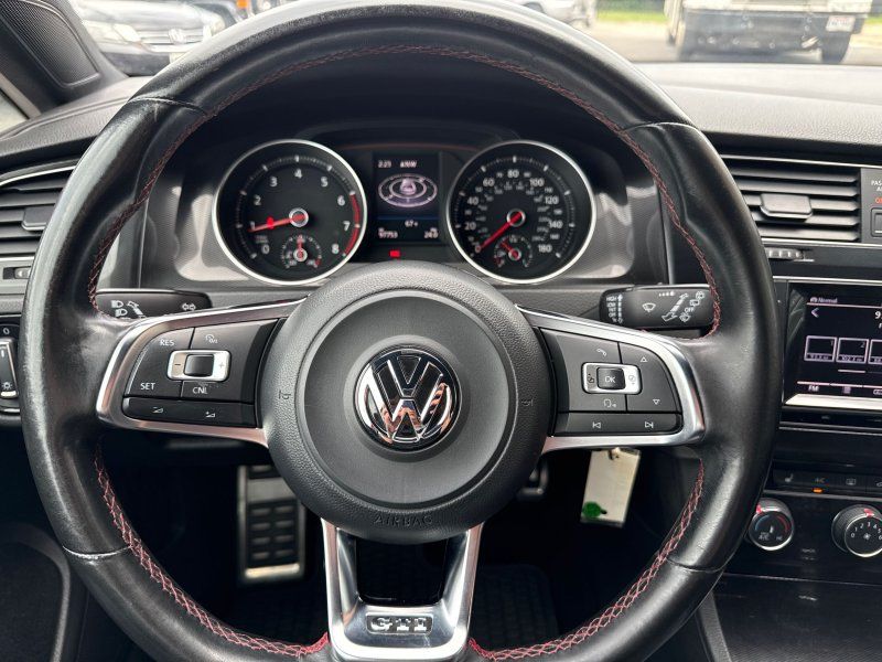 2015 Volkswagen Golf GTI S photo 19