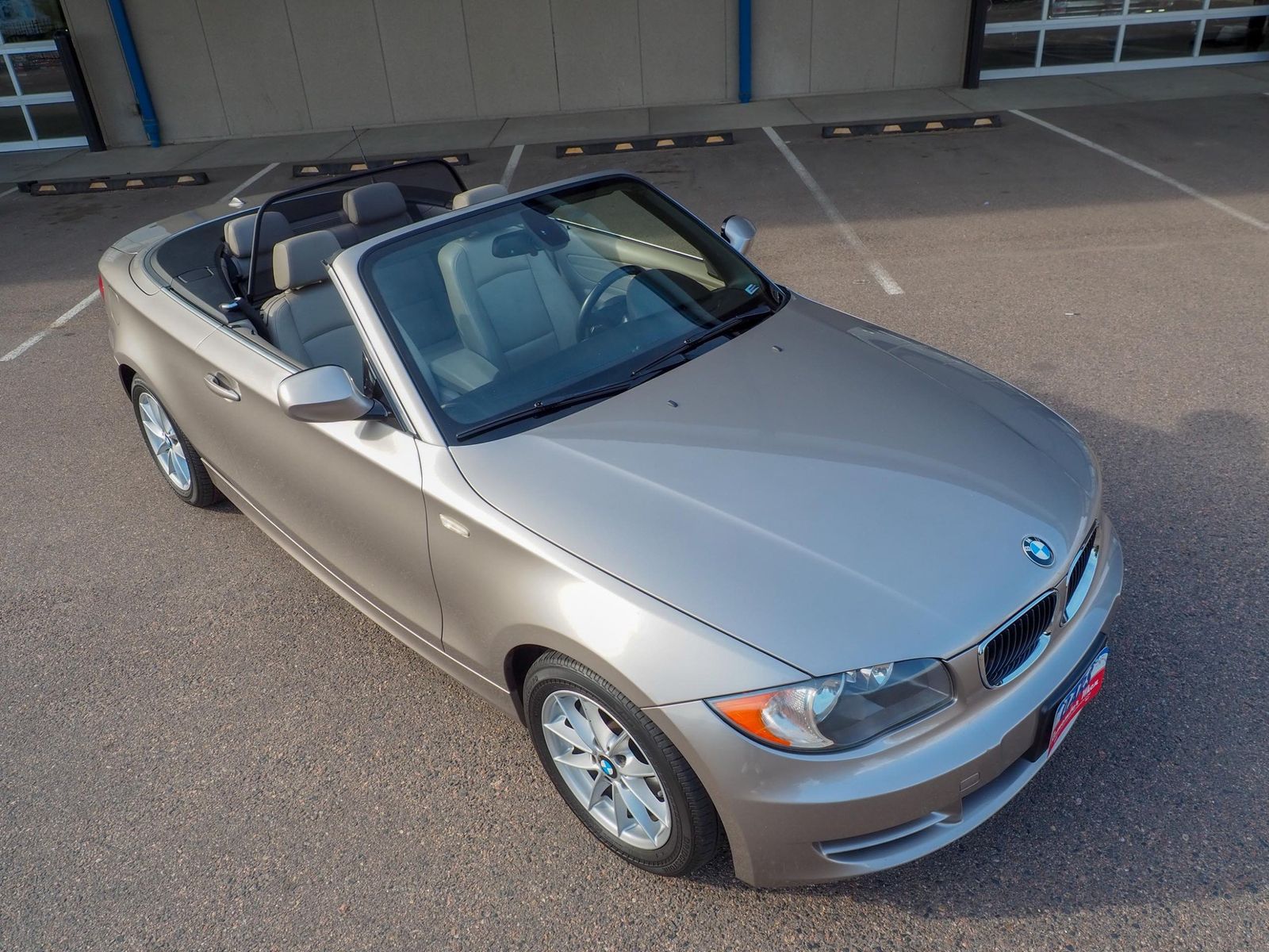 2011 BMW 128I 8