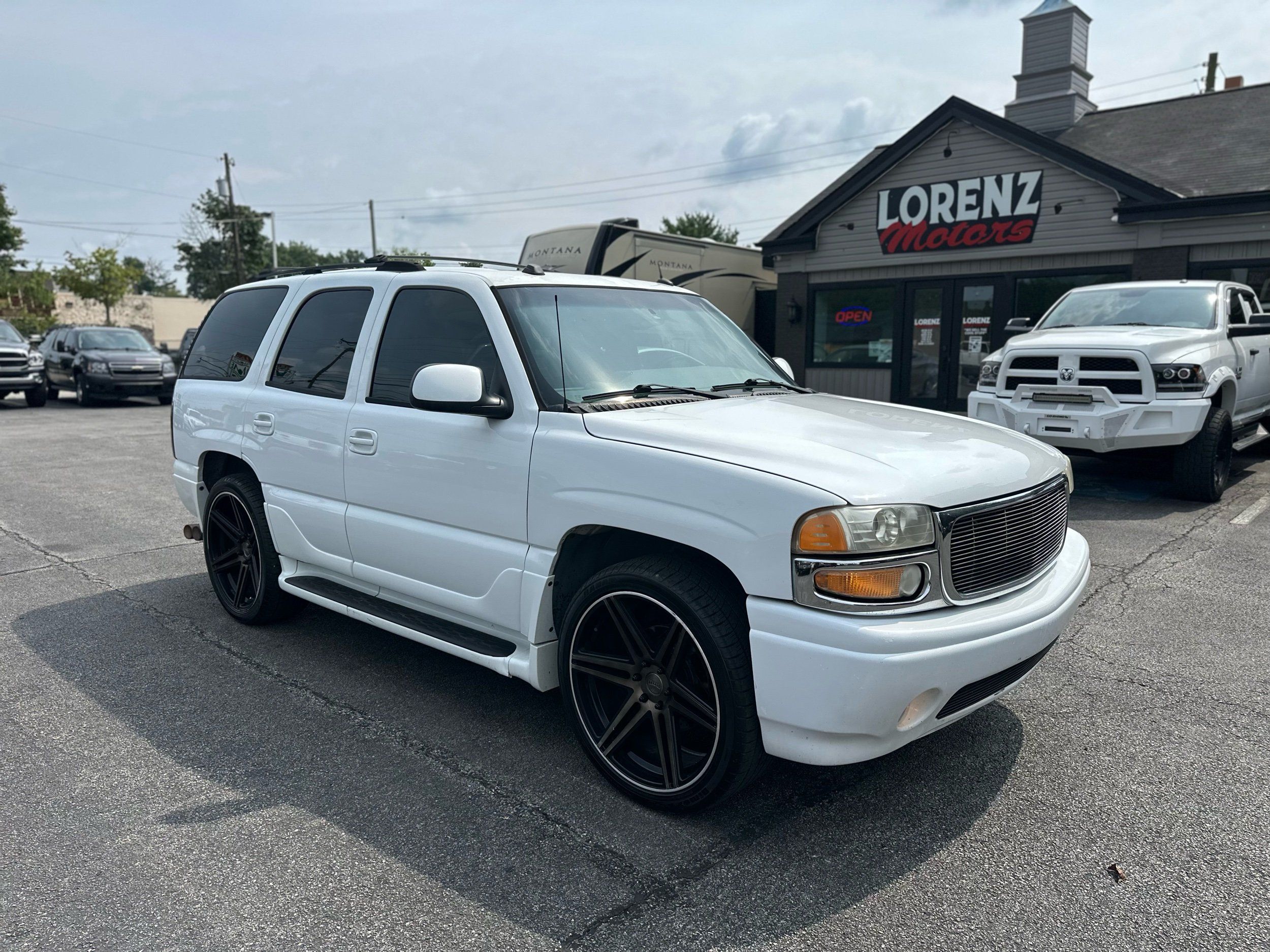 2005 GMC Yukon Denali - Photo 6