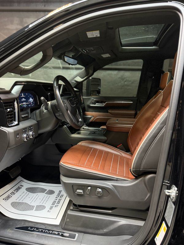 2025 GMC Sierra 3500HD Denali Ultimate - Photo 12